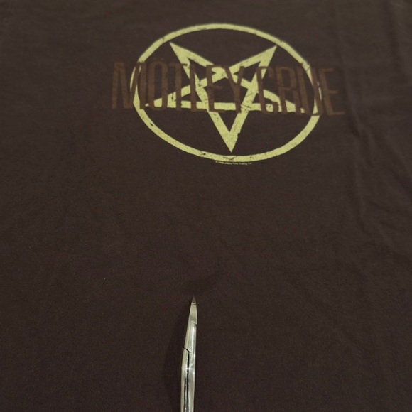 Vintage Motley Crue Concert Tour T Shirt Vintage 2005 Winterland - Picture 6 of 6
